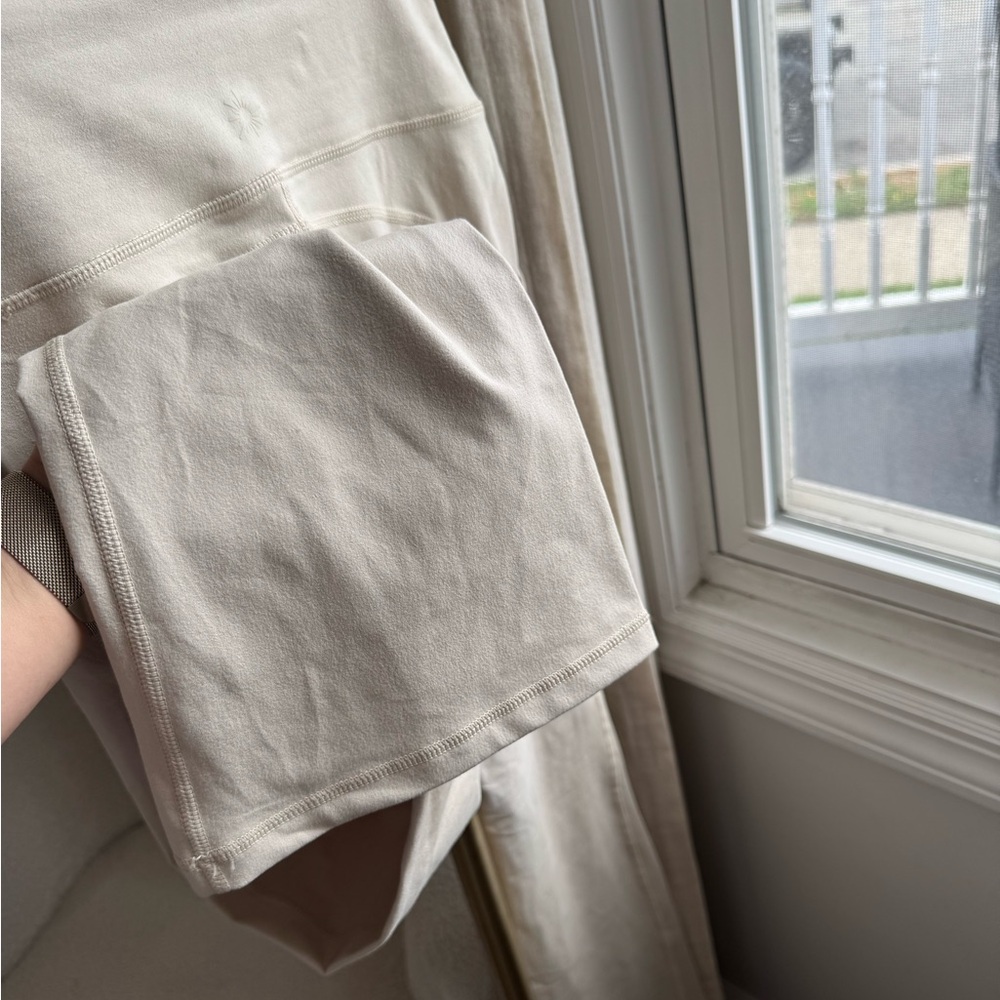 OFFLINE By Aerie Cream High-Waisted leggings | Small Petite - Picture 6 of 6